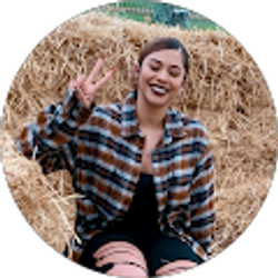 Profile photo of Mikayla Miles