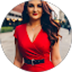 Profile photo of Chelsea Hardy