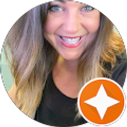 Profile photo of Lindsay Tegtmeier