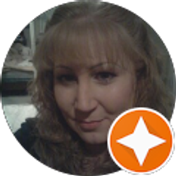 Profile photo of Kelli McKernan