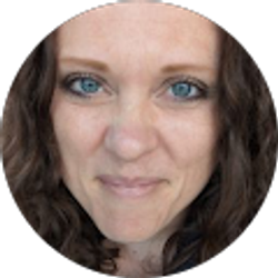 Profile photo of Belle Metcalf