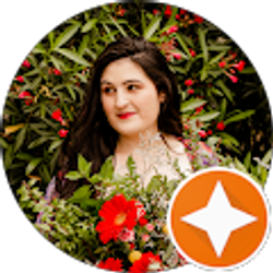 Profile photo of Vivian L