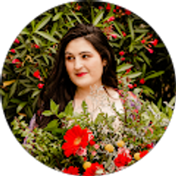 Profile photo of Vivian L