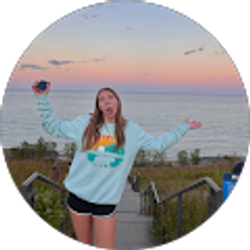 Profile photo of Kayla Grahn