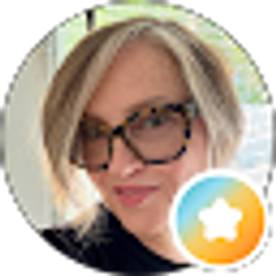 Profile photo of Eileen Carey