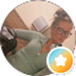 Profile photo of April Smith