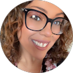 Profile photo of Gina Bloom