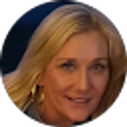 Profile photo of Carolyn Dobbins