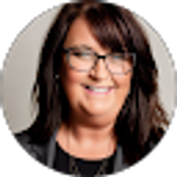 Profile photo of Kerry Maceranka