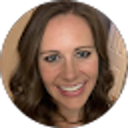 Profile photo of Mandie McQueen