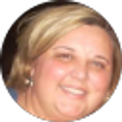 Profile photo of Ashley Perry