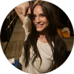 Profile photo of Leah Adickes