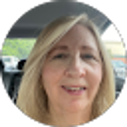 Profile photo of Lisa Ritz