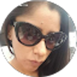 Profile photo of Julia Lopez