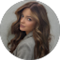 Profile photo of Hannah Grace