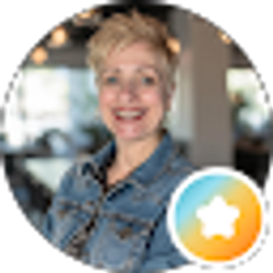 Profile photo of Zina Brown