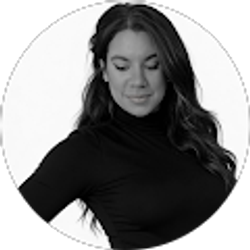 Profile photo of Shay Holmes