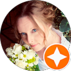 Profile photo of Jenn Beck