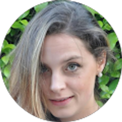 Profile photo of emily kaplan