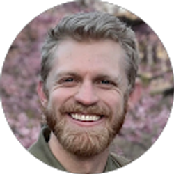 Profile photo of Sean Hellebusch