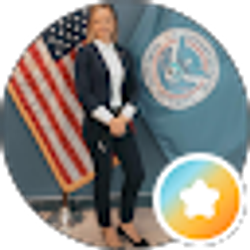Profile photo of Lynn Lee
