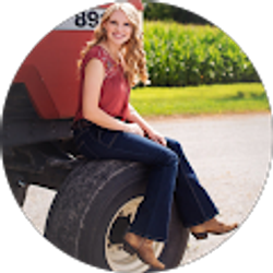 Profile photo of Shelby Whitaker