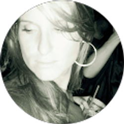 Profile photo of Sandy Robertson