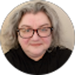 Profile photo of Elizabeth Hennessey