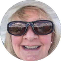 Profile photo of Tessa Bowden