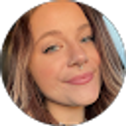 Profile photo of Taylor Neiderhiser