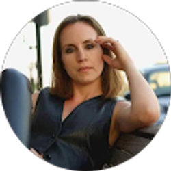 Profile photo of Lynn Silvers