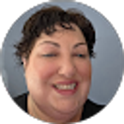 Profile photo of stephanie