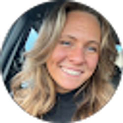 Profile photo of Emily Booms