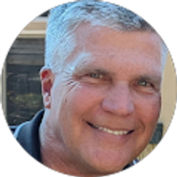 Profile photo of Dan DeS