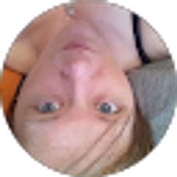 Profile photo of Amanda Shelton