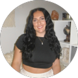 Profile photo of Bella Sofield