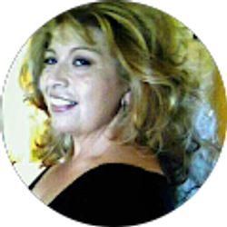 Profile photo of Shelly Aragon