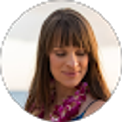 Profile photo of Gillian Guin