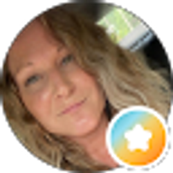 Profile photo of Nikki Slater