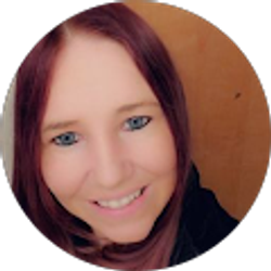 Profile photo of Alicia McCall