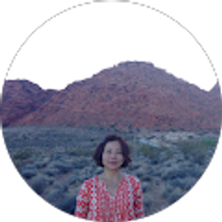 Profile photo of Vivian Kwak