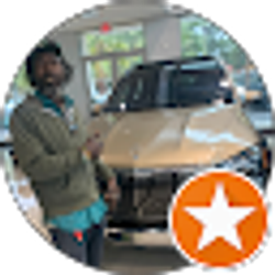 Profile photo of Gio Giza