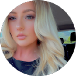 Profile photo of Ariel Sanford