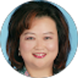 Profile photo of Gloria Liang