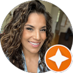 Profile photo of Julianna Pena