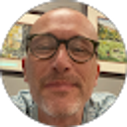 Profile photo of Patrick Lennon