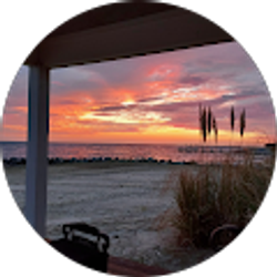 Profile photo of Tom James