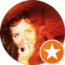 Profile photo of Danelle Warner