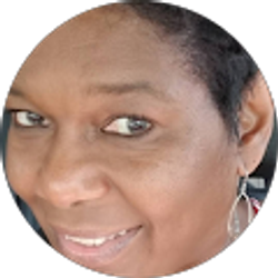 Profile photo of Stephanie Hanton