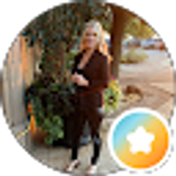 Profile photo of RaeLene Evans